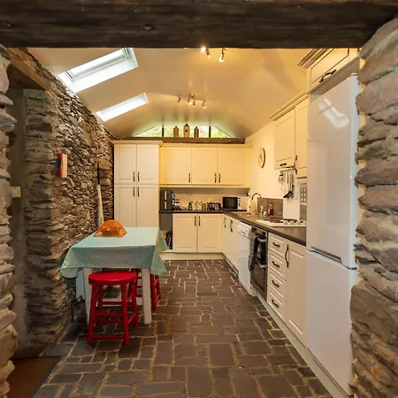 John's House - Caherdaniel Gortnaknilly